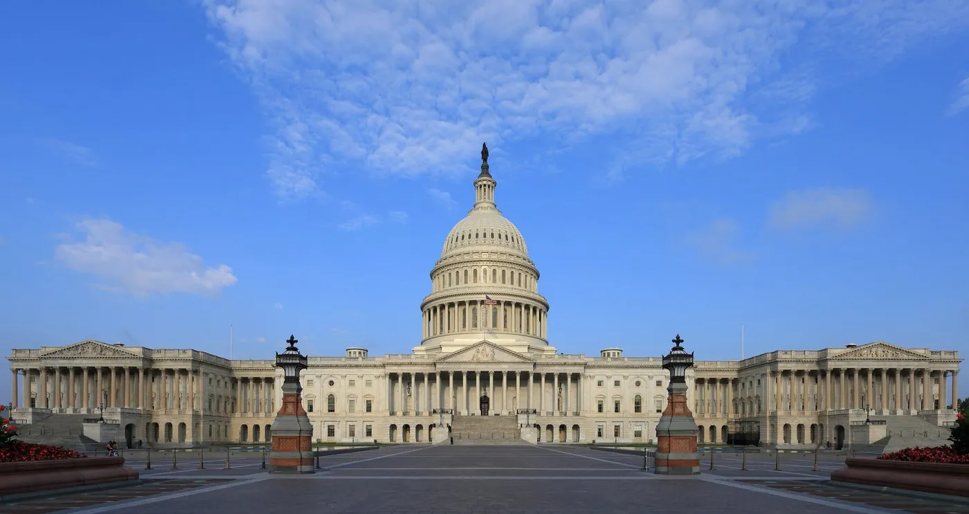 House Panel Advances Bitcoin Reserve Bill in 28-21 Vote - Hashtag Web3 article cover