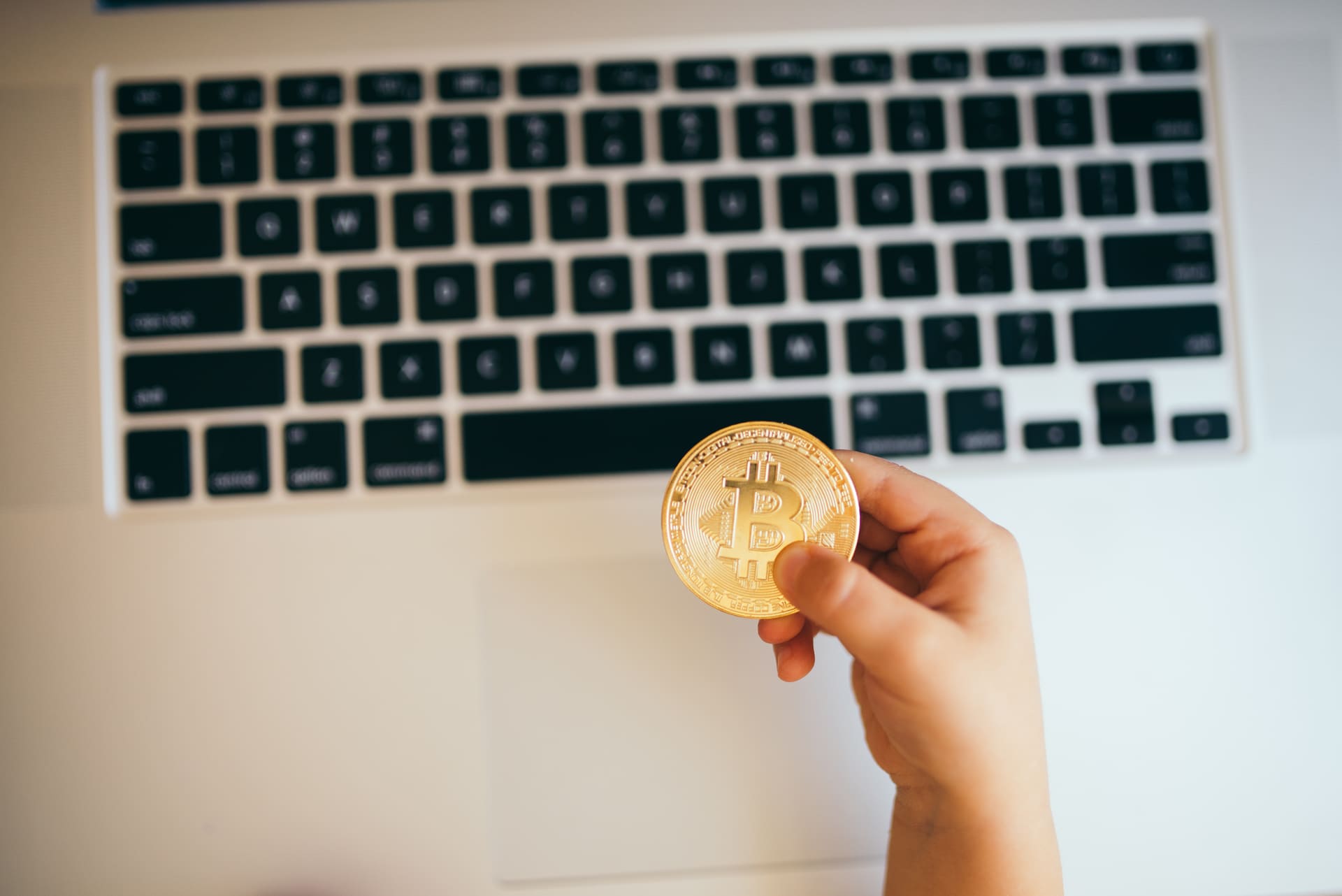 Circle Opens Bitcoin-Backed USDC Borrowing in Mint - Hashtag Web3 article cover