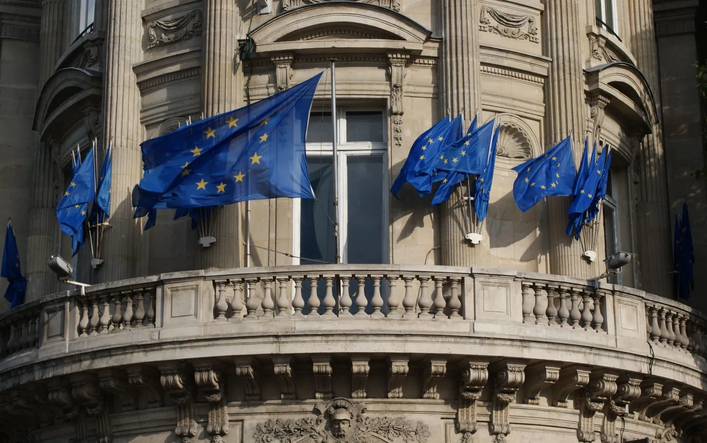 ESMA Sets Out EU Rules and Risks for Prediction Markets - Hashtag Web3 article cover