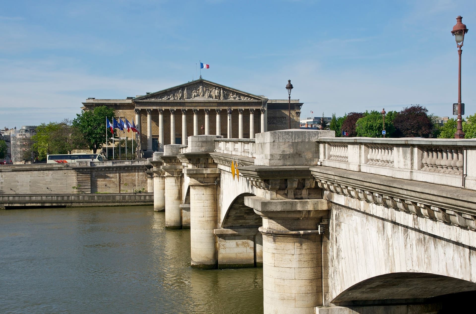 France sets Nov. 3 budget vote after one-vote stablecoin tax win - Hashtag Web3 article cover