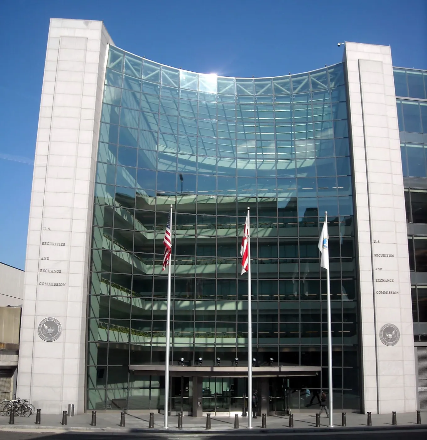 SEC Proposal Sets Conditions for Blockchain Securityholder Records - Hashtag Web3 article cover